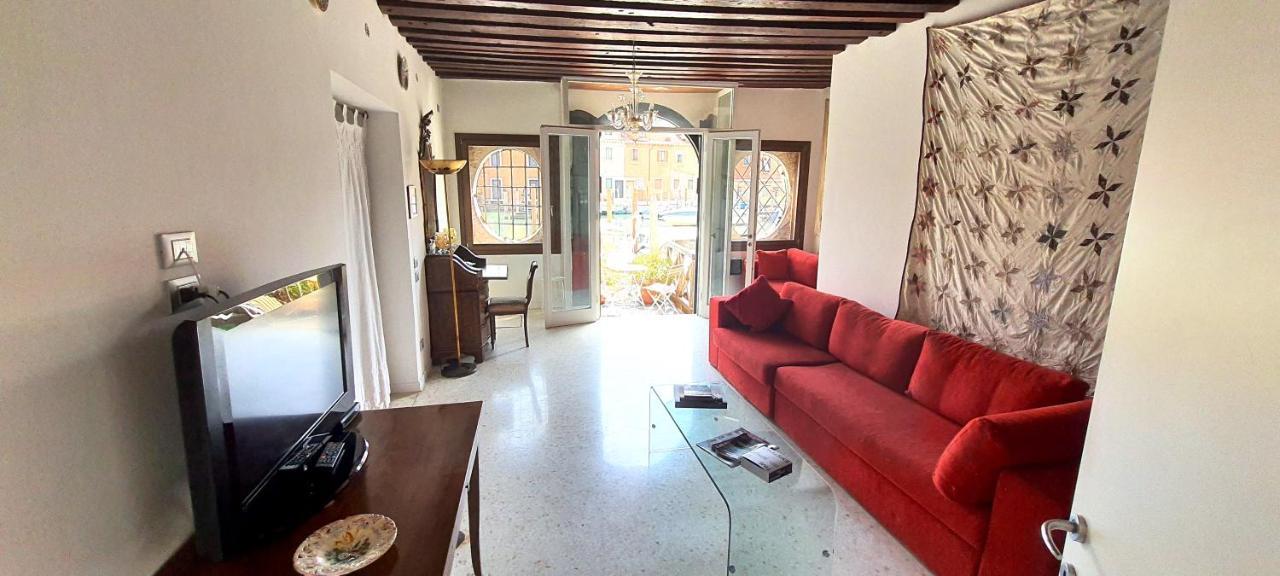 Elisabeth Waterfront Apartment Венеция Екстериор снимка