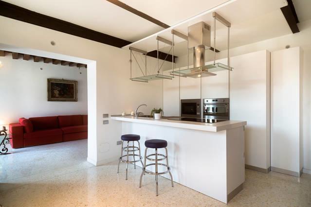 Elisabeth Waterfront Apartment Венеция Екстериор снимка